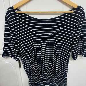 Black, white striped fitted t